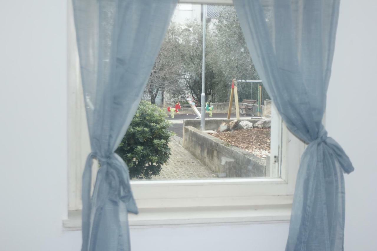 Apartman Jadranka Njivice Buitenkant foto